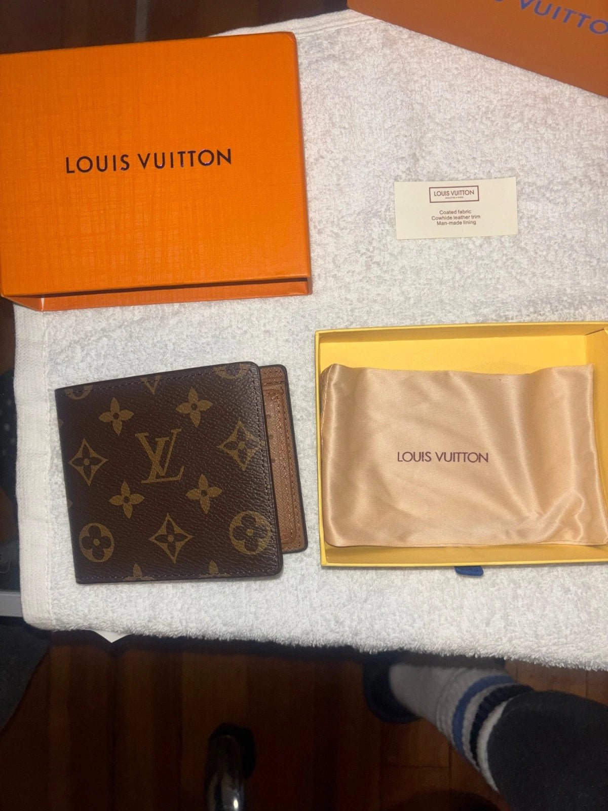 Louis Vuitton Brown Monogram Bifold Wallet for Men – Classic Designer Luxury | Free 3–5 Day USA Shipping image 2