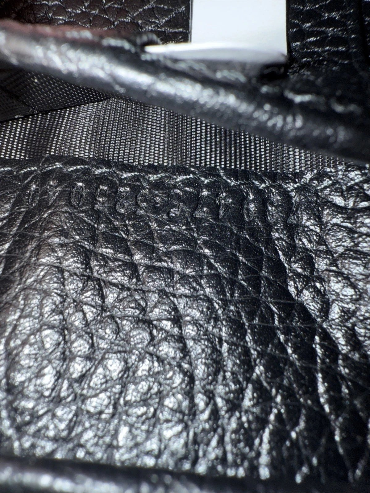 Gucci Jumbo GG Black Italian Leather Bi-Fold Wallet – New Designer Wallet | 70% OFF + Free 3–5 Day USA Shipping image 3