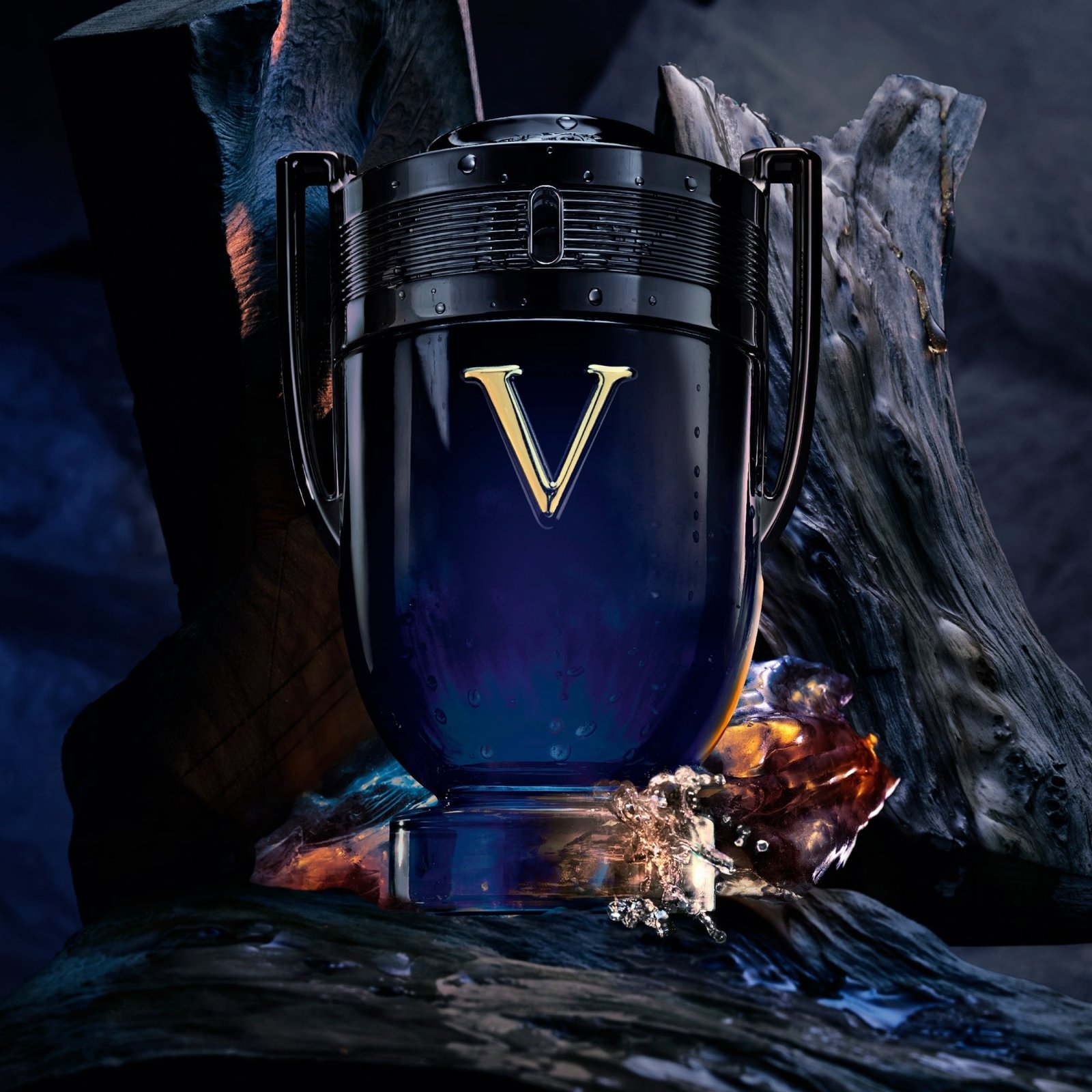 7jyerh2fahry.jpg Paco Rabanne Invictus Victory Elixir Parfum Intense 100ml