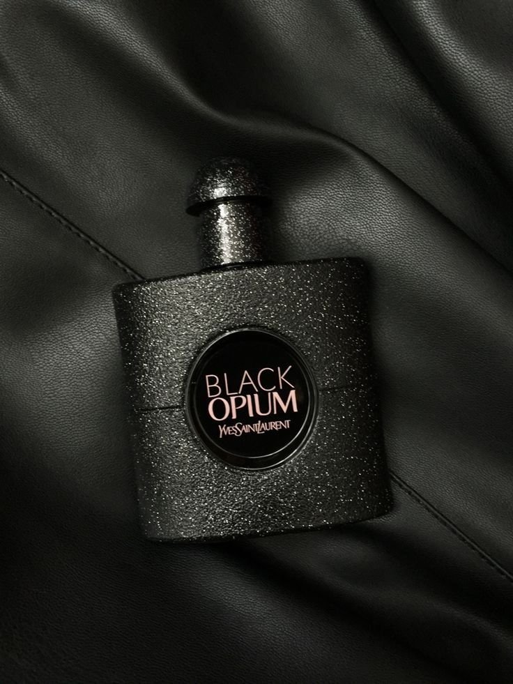 Yves Saint Laurent Black Opium Eau De Parfum